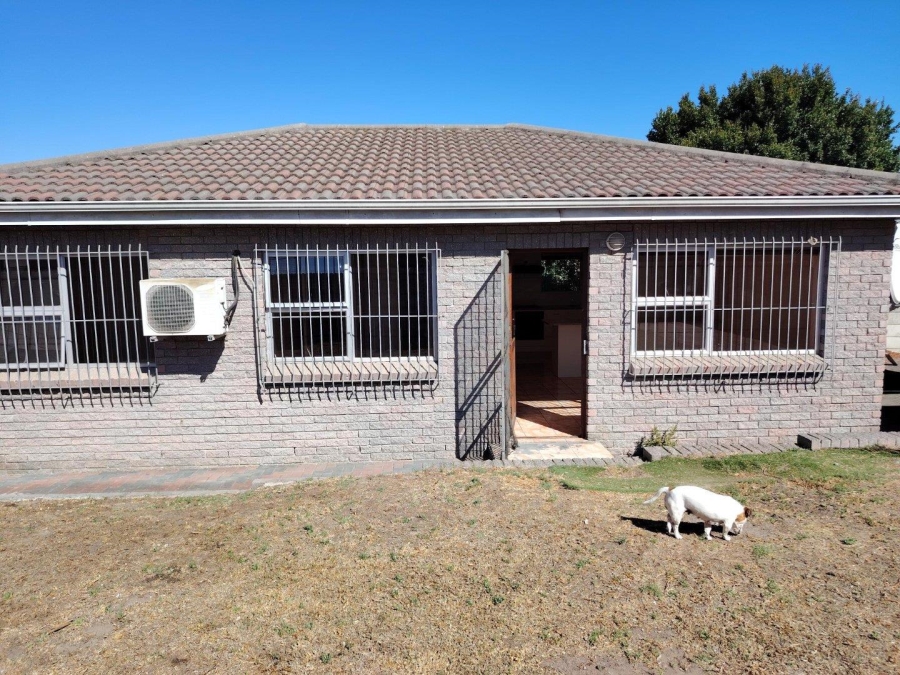 To Let 2 Bedroom Property for Rent in Kuils River Western Cape